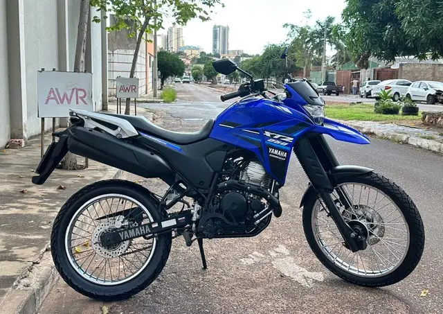Carro Yamaha XTZ 250 Lander 2023 ABS