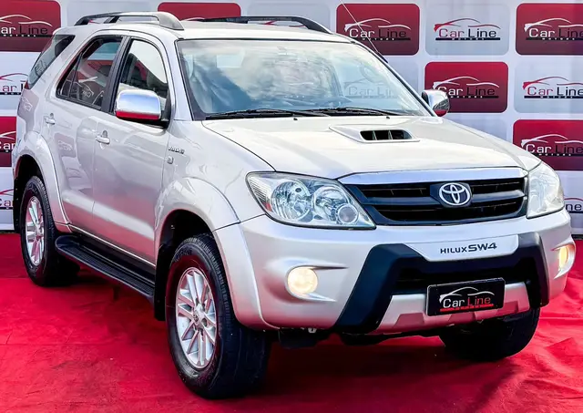 Carro Toyota Hilux SW4 2006 SRV 4x4 3.0 Turbo  (aut)