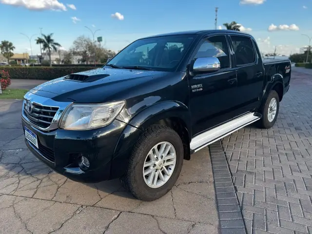 Carro Toyota Hilux Cabine Dupla 2013 Hilux 3.0 TDI 4x4 CD SRV (Aut)