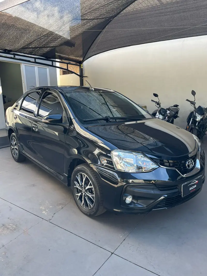 Toyota Platinum 1.5 (Aut) (Flex)