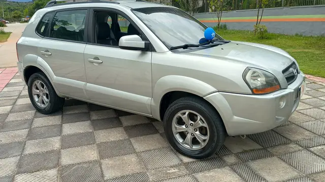 Carro Hyundai Tucson 2011 GL 2.0 16V