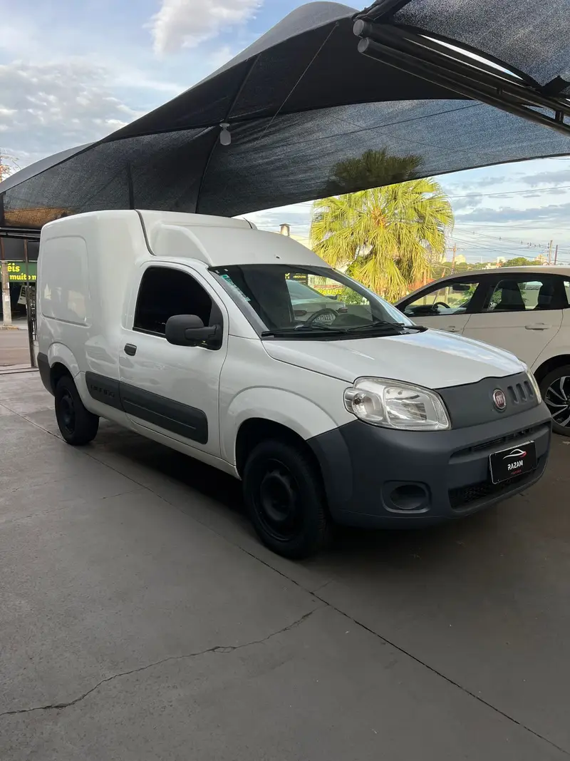 Fiat Fiorino Furgão Celebration 1.4 Evo (Flex)