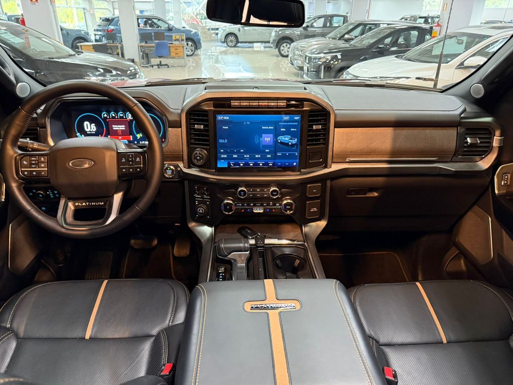 F-150 Platinum 4x4 5.0 V8