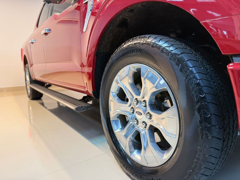 F-150 Platinum 4x4 5.0 V8