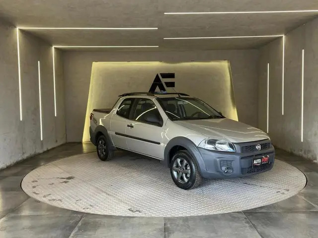 Carro Fiat Strada 2016 Working 1.4 (Flex) (Cabine Dupla)