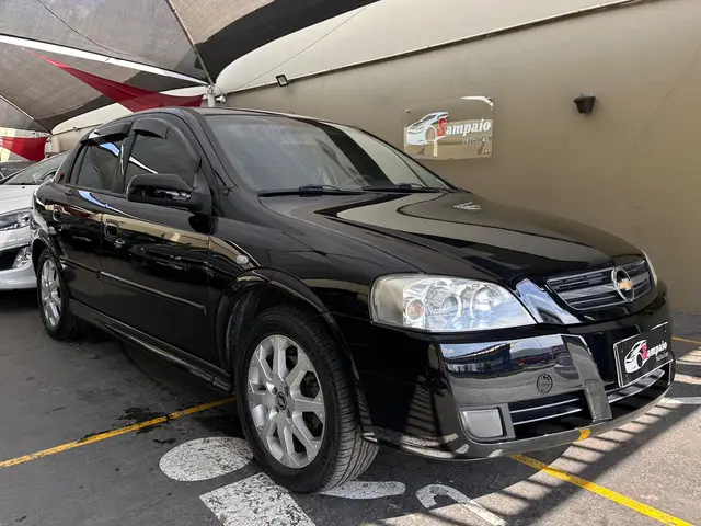 Carro Chevrolet Astra Hatch 2011 Advantage 2.0 (Flex)