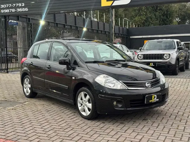 Carro Nissan Tiida 2011 SL 1.8 (flex)