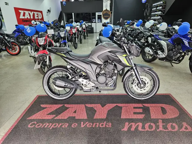 Moto Yamaha Fazer FZ25 2024 Flex