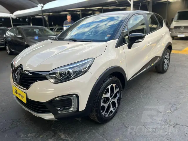 Carro Renault Captur 2020 Intense 1.6 16v SCe CVT (Flex)