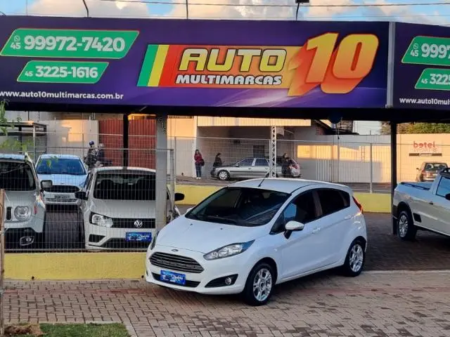Carro Ford Fiesta Sedan 2017 SEL 1.6