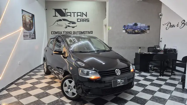 Carro Volkswagen Fox 2013 1.0 TEC (Flex) 2p