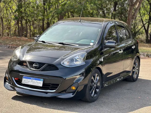 Carro Nissan March 2016 1.6 16V Rio 2016 (Flex)