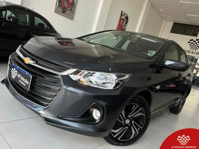 Carro Chevrolet Onix Plus 2024 LT 1.0
