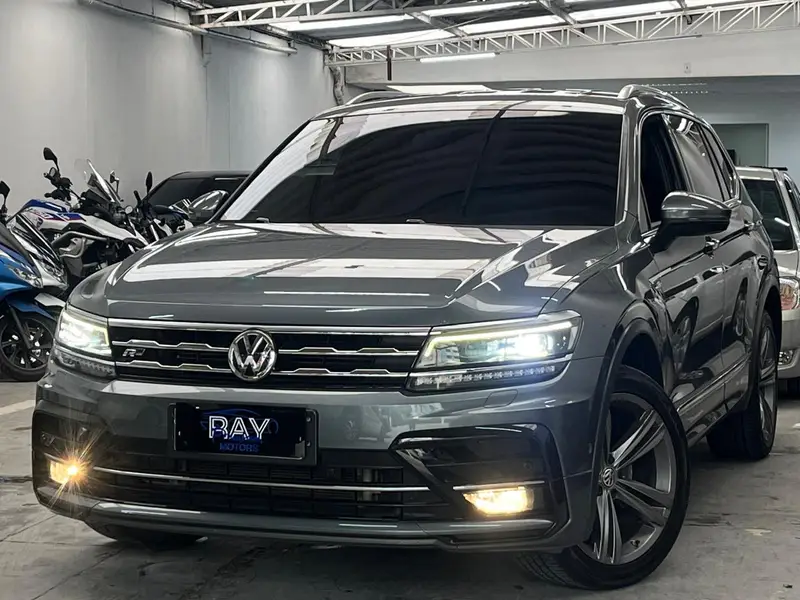 Volkswagen Allspace R-Line 2.0