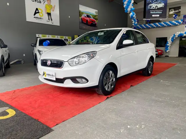 Carro Fiat Grand Siena 2017 Evo Attractive 1.4 8V (Flex)