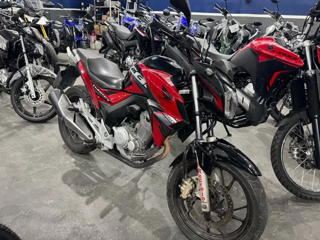Carro Honda CB 250F Twister 2019 Standard