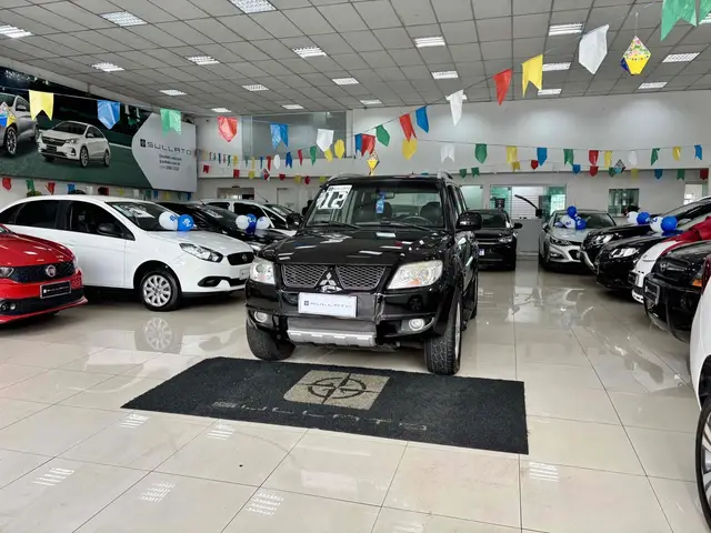 Carro Mitsubishi Pajero TR4 2012 2.0 16V 4x2 (Flex) (Aut)