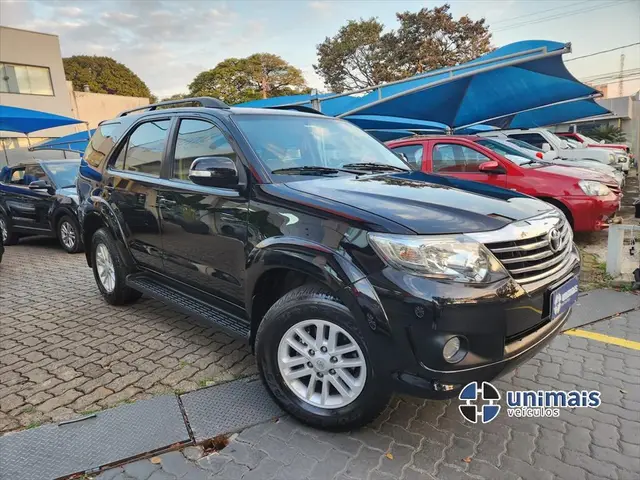 Carro Toyota SW4 2015 SR 4x2 2.7/ 2.7 Flex 16V Aut.