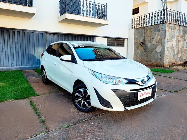 Carro Toyota Yaris 2020 1.3 XL Live (Flex)