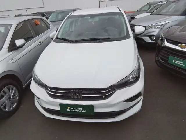 Carro Fiat Cronos 2023 Drive 1.3 (Flex) AT