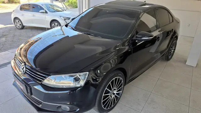 Carro Volkswagen Jetta 2013 2.0 Comfortline Tiptronic (Flex)