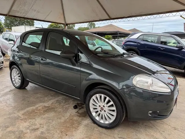 Carro Fiat Punto 2010 HLX 1.8 (Flex)