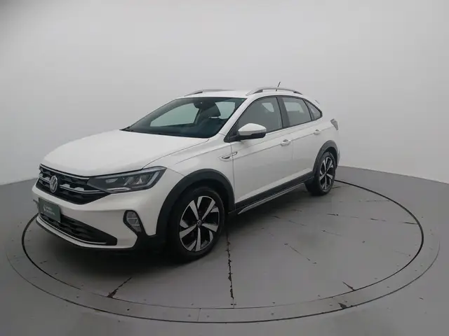 Carro Volkswagen Nivus 2024 Highline 200 TSI