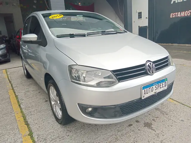 Carro Volkswagen Fox 2014 1.6 VHT (Flex)