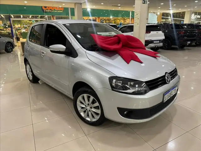 Carro Volkswagen CrossFox 2013 I-Motion 1.6 VHT (Flex)