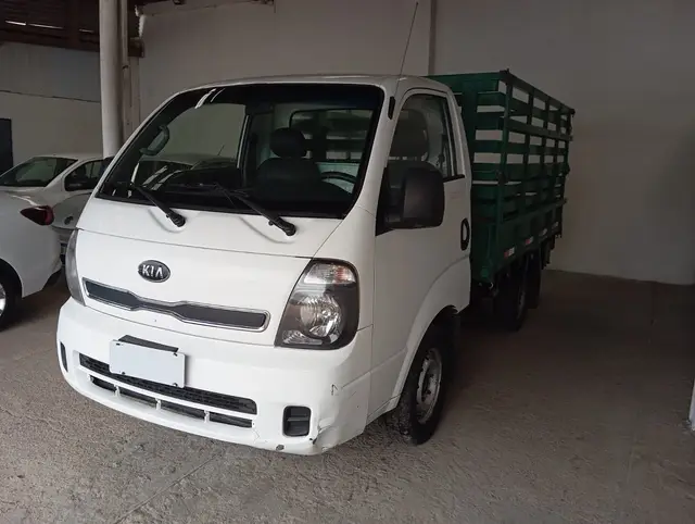 Carro Kia Bongo 2014 K-2500 STD 4x2 RS (cab. simples)