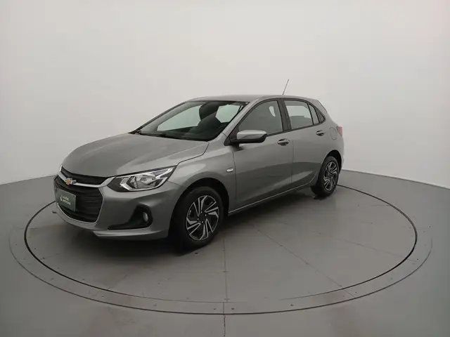 Carro Chevrolet Onix Plus 2025 LT 1.0
