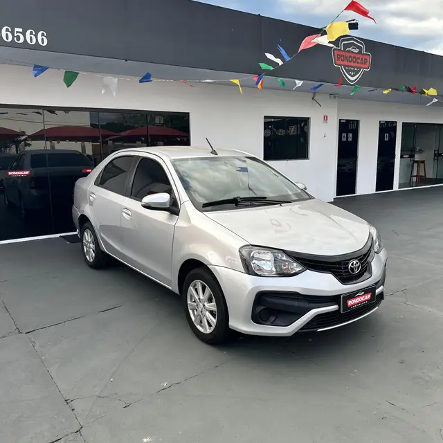 Carro Toyota Etios Sedan 2020 X Plus 1.5 (Aut) (Flex)