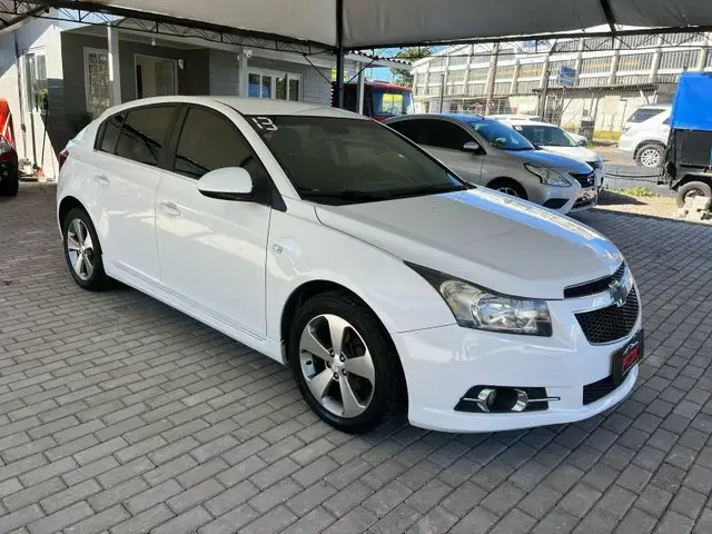 Carro Chevrolet Cruze Sport6 2013 LT 1.8 16V Ecotec (Flex)