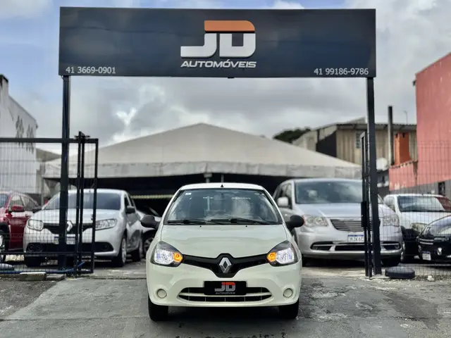 Carro Renault Clio 2014 Authentique 1.0 16V (Flex) 2p