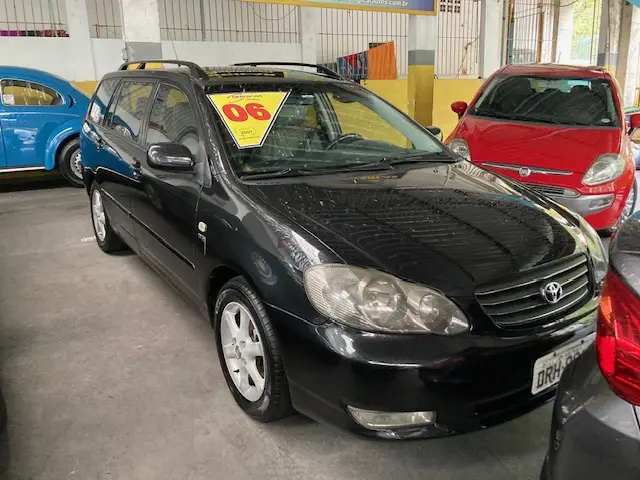 Carro Toyota Fielder 2006 1.8 16V (aut)