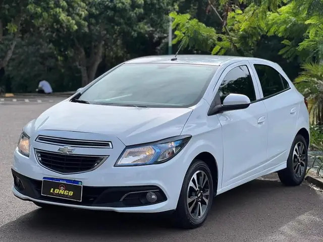 Carro Chevrolet Onix 2014 1.4 LT SPE/4