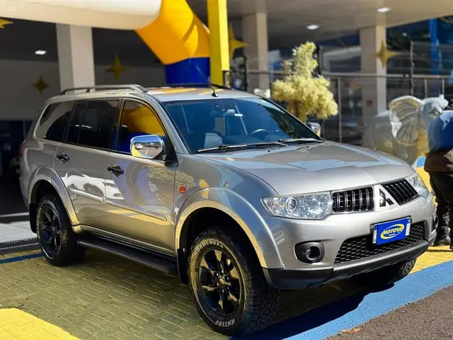 Carro Mitsubishi Pajero Dakar 2013 3.2 4WD