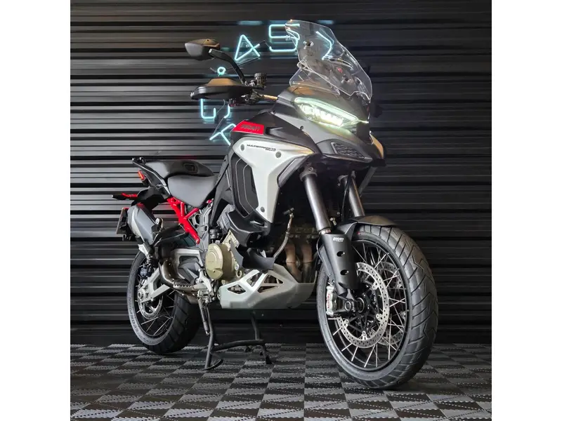 Ducati 1160 V4 Rally