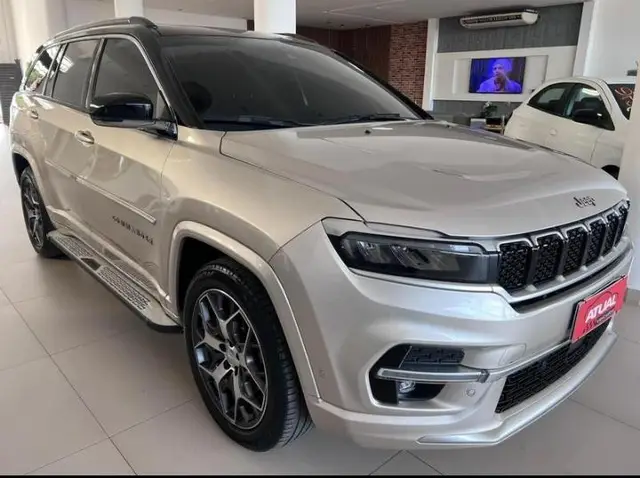 Carro Jeep Commander 2022 Overland T270 Flex (Aut)