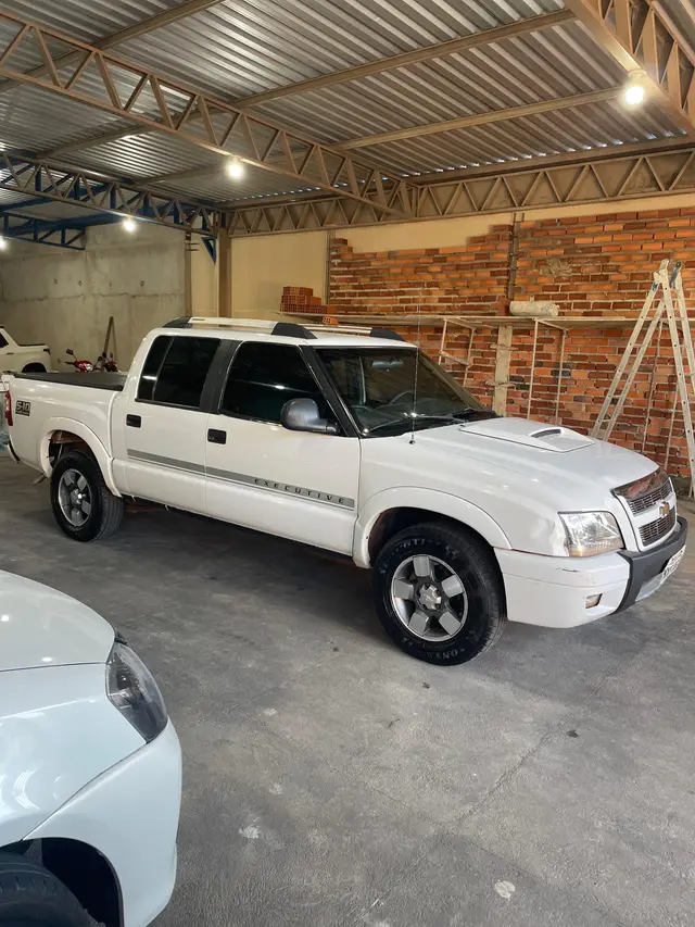 Carro Chevrolet S10 Cabine Dupla 2009 S10 Executive 4x2 2.4 (Flex) (Cab Dupla)