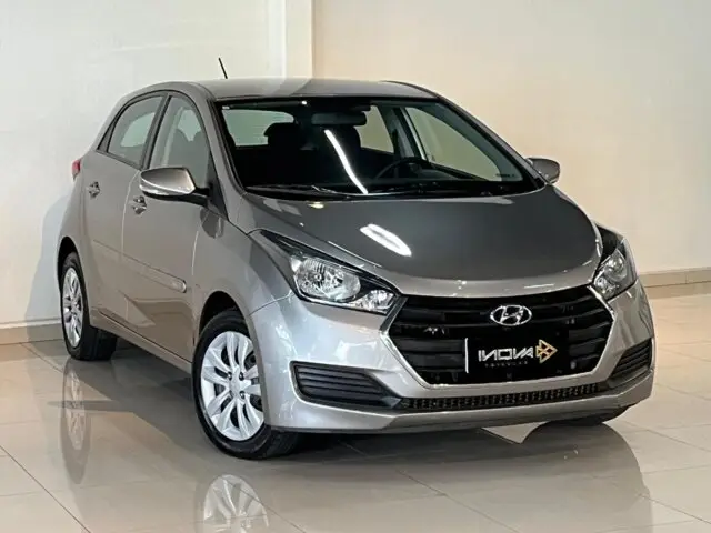 Carro Hyundai HB20 2017 1.6 Comfort Plus (Flex)