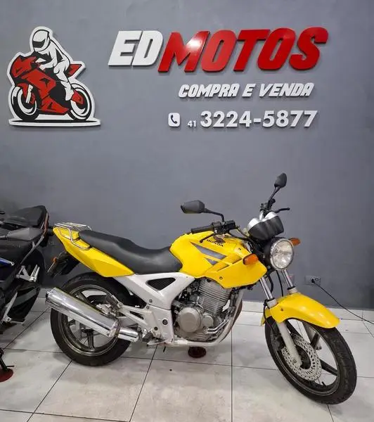 Carro Honda CBX 250 2008 Twister