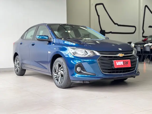 Carro Chevrolet Onix Plus 2024 LT 1.0