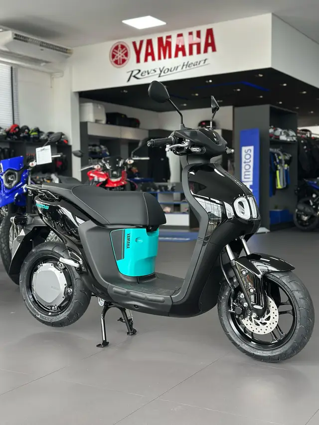Carro Yamaha Neo's 2025 Connected