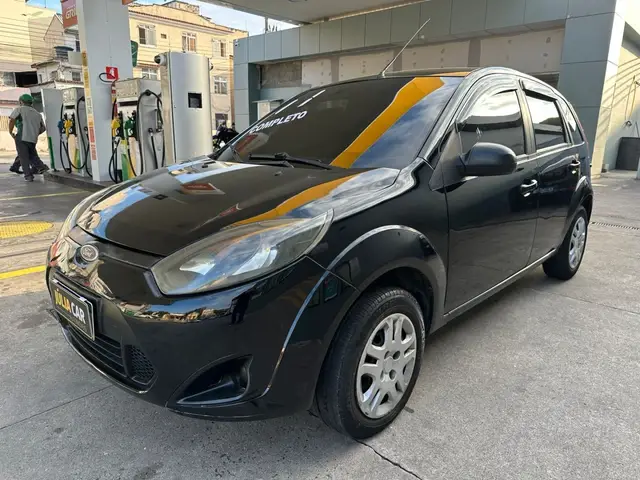 Carro Ford Fiesta Hatch 2011 1.0 (Flex)