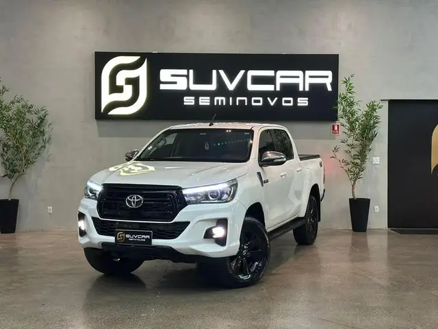 Carro Toyota Hilux Cabine Dupla 2017 Hilux 2.7 SRV CD 4x2 (Flex) (Aut)