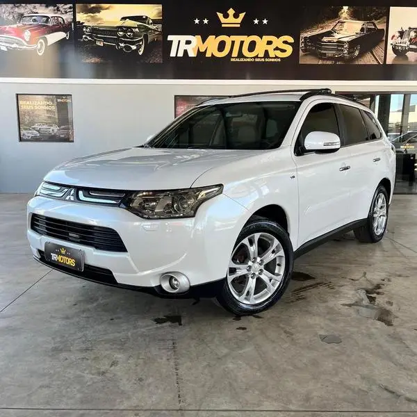 Carro Mitsubishi Outlander 2015 GT 4WD 3.0 V6 (Aut)