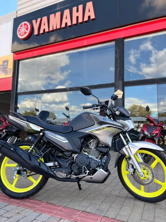 Moto Yamaha YBR 150 Factor 2025 DX