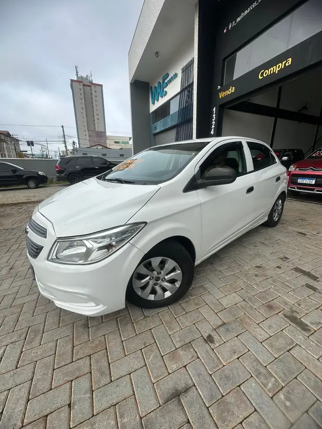 Carro Chevrolet Onix 2018 1.0 Joy SPE/4