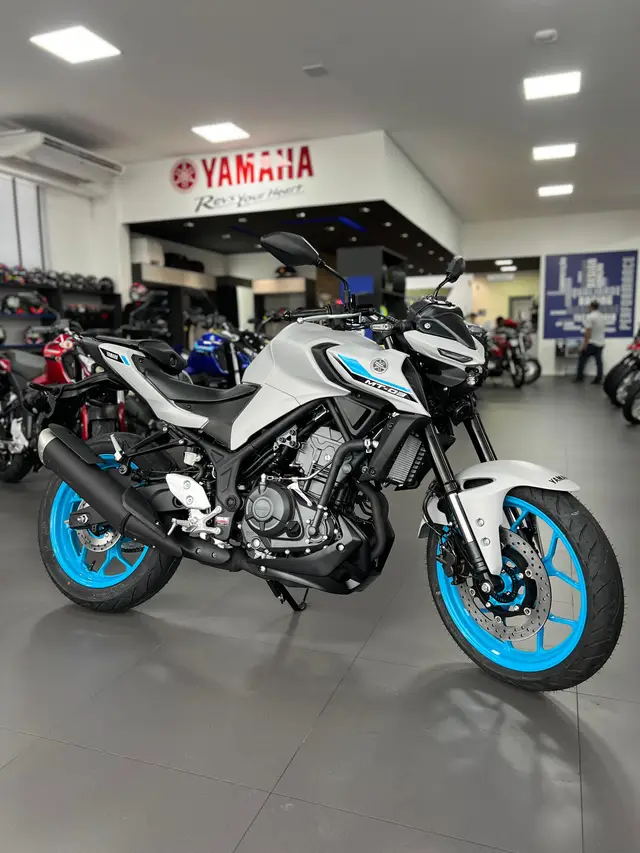 Carro Yamaha MT-03 2026 ABS